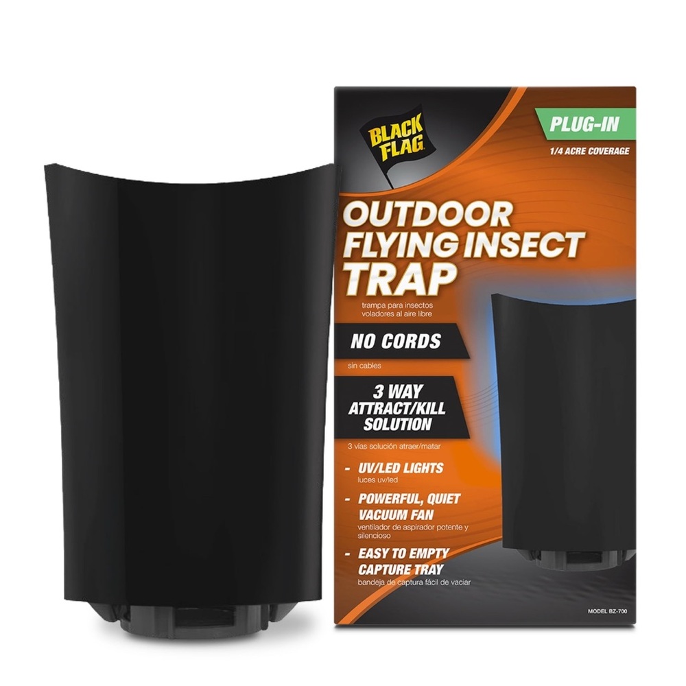 New Black Flag Outdoor Flying Insect Trap Plug-In 1/4 Acree Coverage